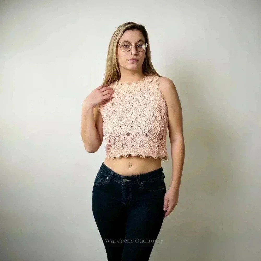 Blush Rose Pink Eyelash Woven Crochet Lace Cropped Tank Top - M - Picture 2 of 5
